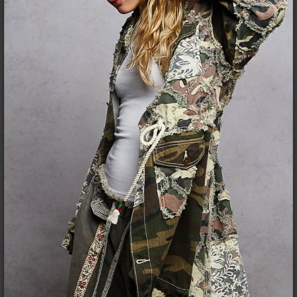 P81. NEW POL Boho Camouflage Patchwork Jacket Crochet Lace Drawstring Waist - Picture 5 of 7